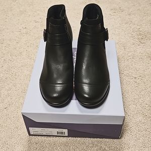 Orthofeet Bioheels Women Boots 11 Wide Emma Ankle Heel Zip - never worn